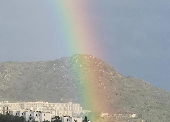 Seaside Sunrise Sea View, Fully Private Pool Akyarlar