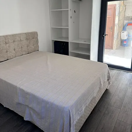 Seaside Sunrise Sea View, Fully Private Pool Willa *