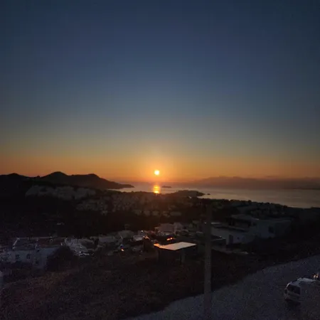 Seaside Sunrise Sea View, Fully Private Pool Vila Akyarlar