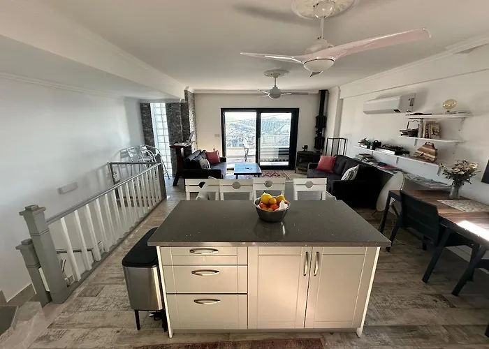 Villa Seaside Sunrise Sea View, Fully Private Pool *